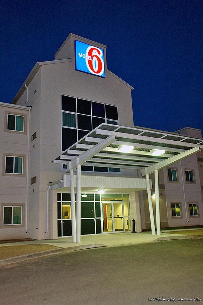 Motel 6-Estevan, Sk Eksteriør bilde