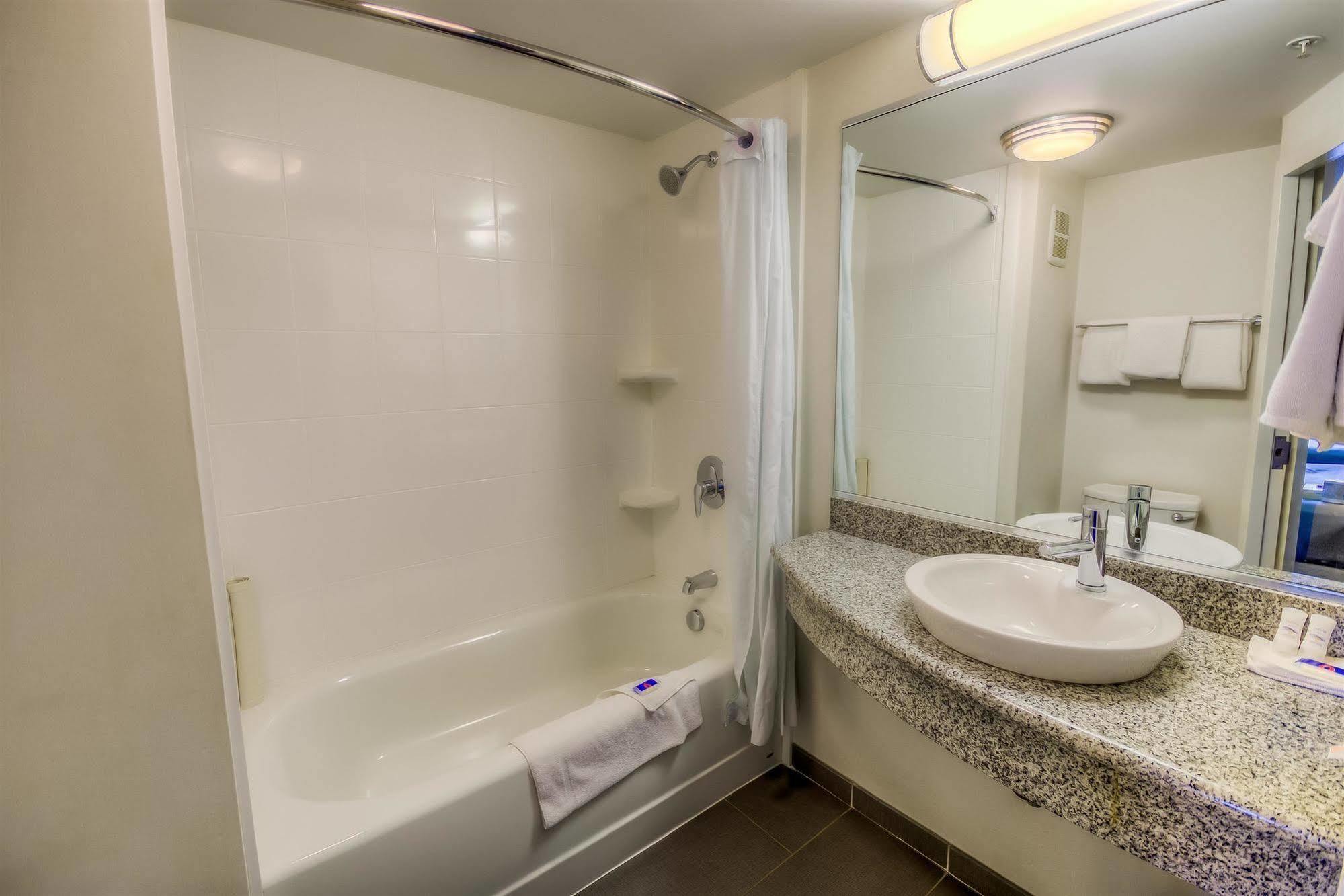 Motel 6-Estevan, Sk Eksteriør bilde