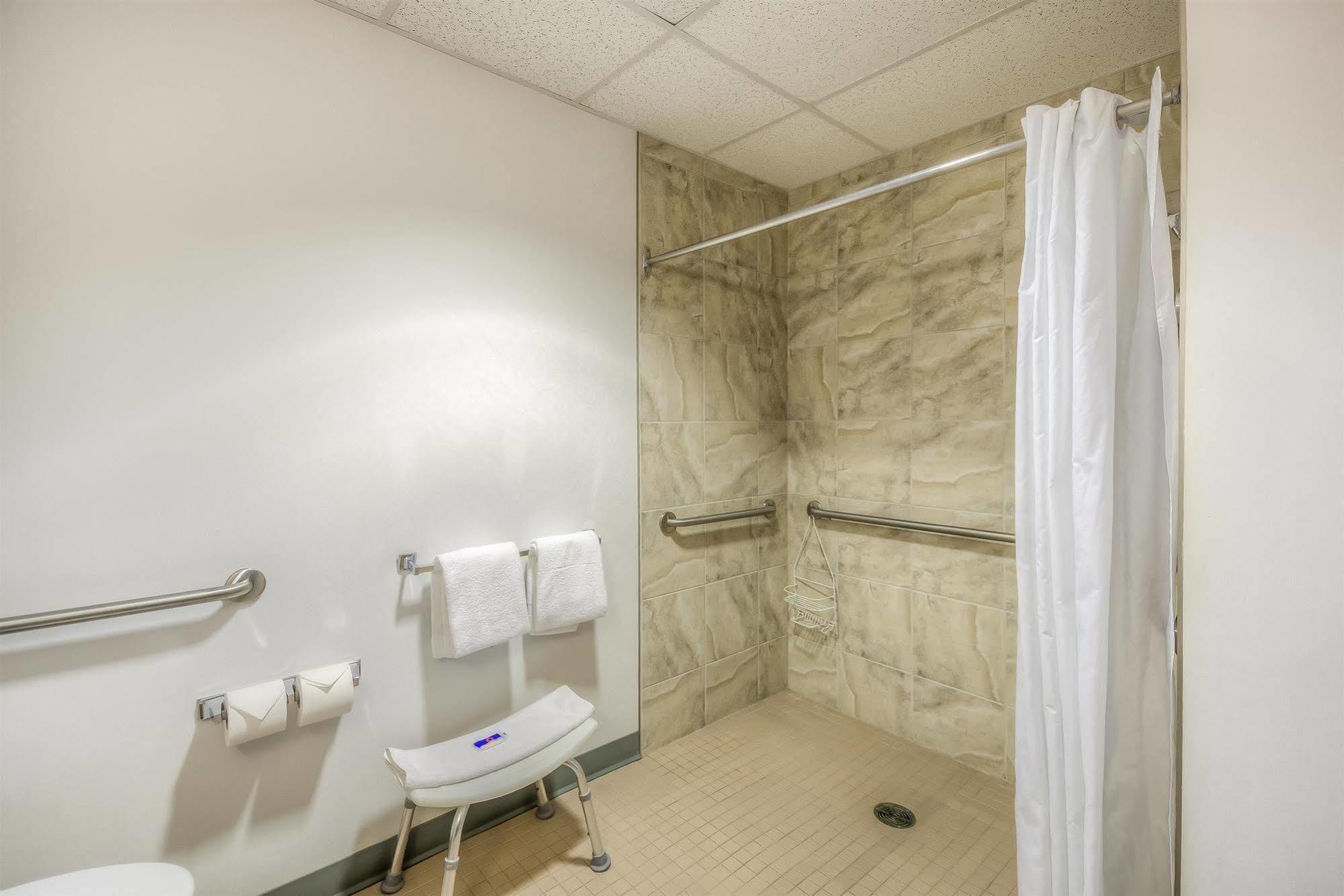 Motel 6-Estevan, Sk Eksteriør bilde